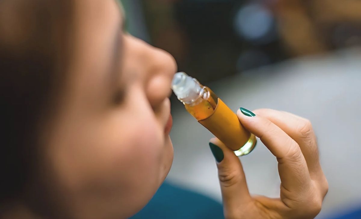 Lợi ích sức khỏe và lưu ý khi sử dụng tinh dầu gừng