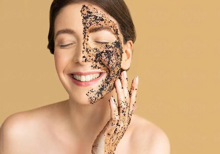 Tẩy Da Chết Với Cà Phê – Bí Quyết Cho Làn Da Sáng Mịn Từ Thiên Nhiên